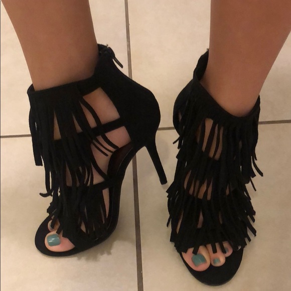 Wild Diva Heals - Picture 1 of 4